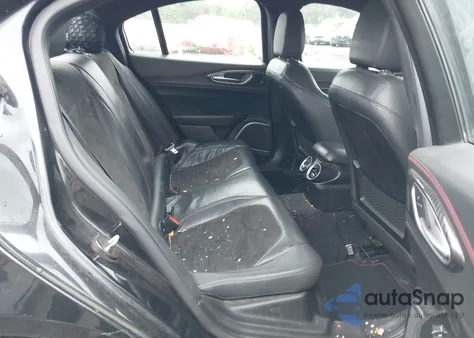 2017 Alfa Romeo Giulia Quadrifoglio Rwd из США, поврежденный, VIN ZARFAEAV3H7532849